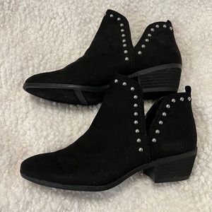 Circus by Sam Edelman booties!